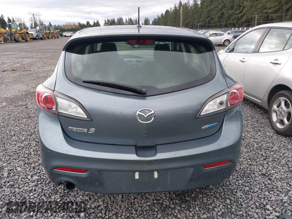 2013 Mazda 3 i Touring with VIN JM1BL1LP4D1728290, listed as a IAAI auction lot 40857960 with 136,248 mi miles and . Bid and sale history available at carsss.com. Image 17.