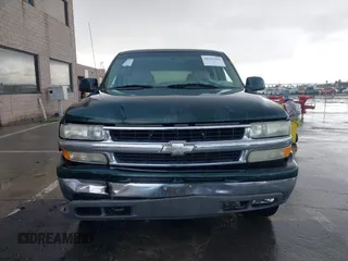 2001 Chevrolet Tahoe LT with VIN 1GNEK13T61J223397, listed as a IAAI auction lot 41703461 with 224,424 mi miles. Bid and sale history available at carsss.com. Image 12.