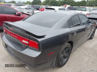 2014 Dodge Charger RT z VIN 2C3CDXCT7EH123804, wystawiony jako IAAI lot #42187406 z przebiegiem 96 018 mil mil oraz . Historia ofert i sprzedaży dostępna na DreamBid. Obrazek 4.