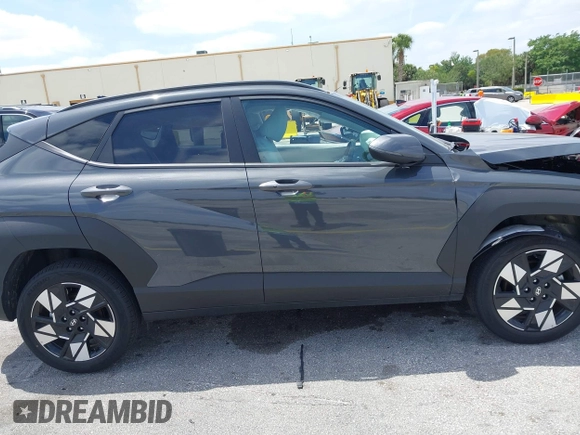 2025 Hyundai Kona SEL with VIN KM8HBCAB2SU211786, listed as a IAAI auction lot 42082953 with 15,686 mi miles and . Bid and sale history available at carsss.com. Image 14.