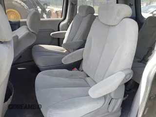 2008 Kia Sedona LX with VIN KNDMB233X86193666, listed as a IAAI auction lot 42041414 with 175,667 mi miles. Bid and sale history available at carsss.com. Image 8.