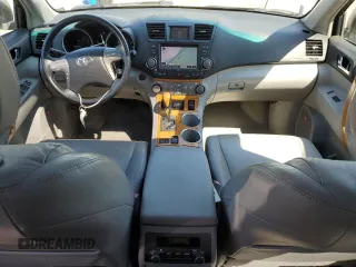 2008 Toyota Highlander Hybrid Limited with VIN JTEEW44A082002776, listed as a Copart auction lot 52551785 with 204,623 mi miles and Salvage Title. Bid and sale history available at carsss.com. Image 8.