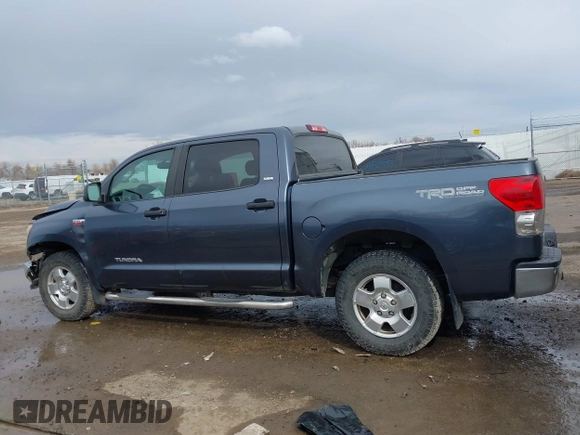 2008 Toyota Tundra z VIN 5TFDV54198X077455, wystawiony jako IAAI lot #41668660 z przebiegiem 164 008 mil mil oraz . Historia ofert i sprzedaży dostępna na DreamBid. Obrazek 14.