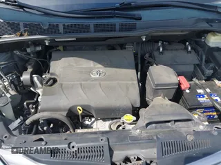 2015 Toyota Sienna XLE with VIN 5TDYK3DC9FS566344, listed as a IAAI auction lot 42049288 with 154,337 mi miles. Bid and sale history available at carsss.com. Image 10.