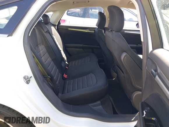 2016 Ford Fusion SE with VIN 3FA6P0H78GR302403, listed as a IAAI auction lot 41996340 with 261,868 mi miles and . Bid and sale history available at DreamBid. Image 8.