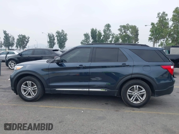 2022 Ford Explorer XLT z VIN 1FMSK7DH4NGB75826, wystawiony jako IAAI lot #42443067 z przebiegiem 85 806 mil mil oraz . Historia ofert i sprzedaży dostępna na DreamBid. Obrazek 15.