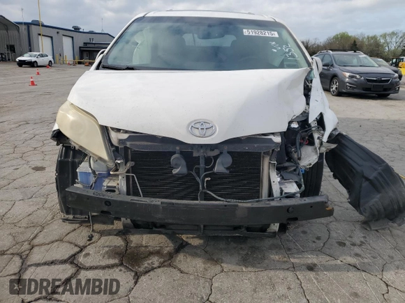 2011 Toyota Sienna XLE AAS with VIN 5TDYK3DC3BS011352, listed as a Copart auction lot 51928215 with 281,062 mi miles and Salvage Title. Bid and sale history available at carsss.com. Image 5.
