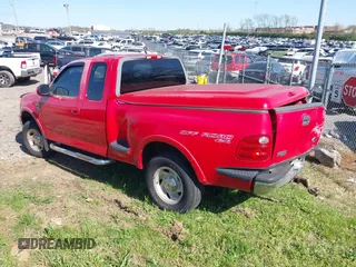 2001 Ford F-150 XL z VIN 2FTRX08L61CA98169, wystawiony jako IAAI lot #41952869 z przebiegiem 350 750 mil mil oraz . Historia ofert i sprzedaży dostępna na DreamBid. Obrazek 3.