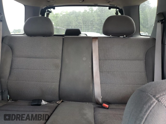 2002 Ford Escape XLT Choice with VIN 1FMYU04172KA40489, listed as a Copart auction lot 58437165 with 212,793 mi miles and Salvage title. Bid and sale history available at DreamBid. Image 10.