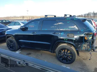 2017 Jeep Grand Cherokee Laredo with VIN 1C4RJEAG7HC953361, listed as a IAAI auction lot 41554390 with 98,099 mi miles and . Bid and sale history available at DreamBid. Image 14.