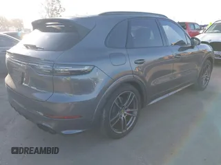 2021 Porsche Cayenne GTS z VIN WP1AG2AY0MDA35148, wystawiony jako IAAI lot #41949459 z przebiegiem 12 844 mil mil oraz . Historia ofert i sprzedaży dostępna na DreamBid. Obrazek 4.
