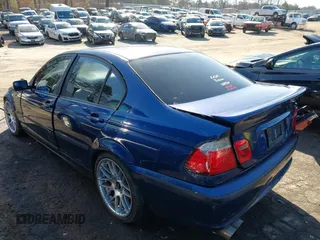 2003 BMW 3 Series 325i with VIN WBAEV33403KL61113, listed as a IAAI auction lot 41775831 with 199,126 mi miles and . Bid and sale history available at DreamBid. Image 3.
