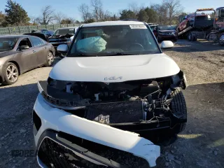 2022 Kia Soul LX with VIN KNDJ23AU3N7151995, listed as a Copart auction lot 86363844 with 61,488 mi miles and Salvage Title. Bid and sale history available at DreamBid. Image 5.