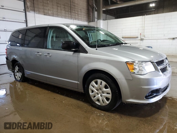 2018 Dodge Grand Caravan SE Plus with VIN 2C4RDGBG0JR254703, listed as a Copart auction lot 52235875 with 96,522 mi miles and Clean Title. Bid and sale history available at DreamBid. Image 4.