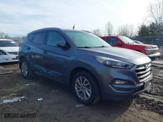 2016 Hyundai Tucson SE with VIN KM8J3CA49GU151903, listed as a IAAI auction lot 41426640 with 141,803 mi miles. Bid and sale history available at carsss.com. Image 1.