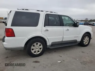 2003 Lincoln Navigator Ultimate with VIN 5LMFU27R63LJ27586, listed as a Copart auction lot 87111244 with 148,521 mi miles and Clean Title. Bid and sale history available at carsss.com. Image 3.