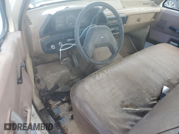 1989 Ford F-250 с VIN 1FTEF25Y3KNA54459, выставлен на аукционе Copart как лот 79387164 с пробегом 444 924 миль миль и Чистый • Clean title. История ставок и продаж доступна на DreamBid. Изображение 8.