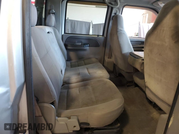 2001 Ford F-250 XL with VIN 1FTNW21F21EB83957, listed as a Copart auction lot 61602715 with 205,738 mi miles and Salvage title. Bid and sale history available at DreamBid. Image 10.