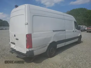 2022 Mercedes-Benz Sprinter Cargo with VIN W1Y40CHY1NT113681, listed as a Copart auction lot 53908755 with 64,231 mi miles and Salvage Title. Bid and sale history available at carsss.com. Image 3.