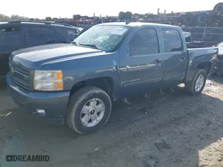 2007 Chevrolet Silverado 1500 LTZ with VIN 2GCEK13M471515148, listed as a IAAI auction lot 41414437 with 220,000 mi miles. Bid and sale history available at carsss.com. Image 2.