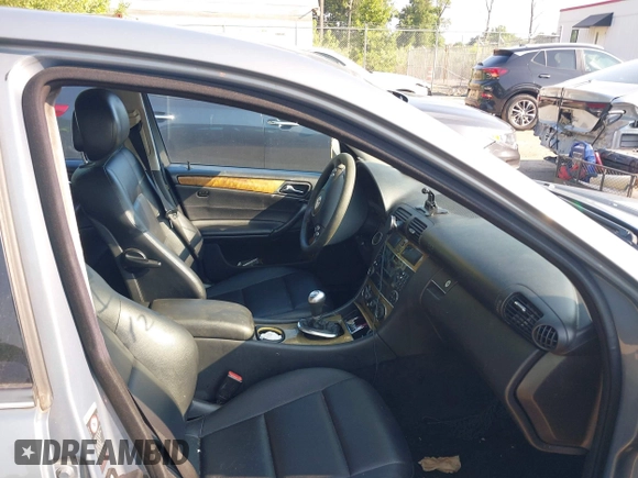 2007 Mercedes-Benz C 230 Sport with VIN WDBRF52H37F870823, listed as a IAAI auction lot 42578892 with 226,066 mi miles and . Bid and sale history available at DreamBid. Image 5.