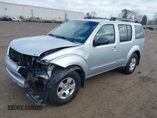 2007 Nissan Pathfinder SE z VIN 5N1AR18W77C613326, wystawiony jako IAAI lot #40773435 z przebiegiem 153 858 mil mil oraz . Historia ofert i sprzedaży dostępna na DreamBid. Obrazek 2.