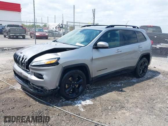 2016 Jeep Cherokee Latitude with VIN 1C4PJLCB3GW176901, listed as a IAAI auction lot 42019983 with 141,104 mi miles and . Bid and sale history available at DreamBid. Image 18.
