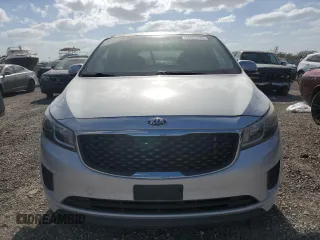 2016 Kia Sedona LX with VIN KNDMB5C14G6091911, listed as a Copart auction lot 49027495 with 133,357 mi miles and Salvage Title. Bid and sale history available at carsss.com. Image 5.