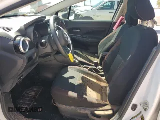 2020 Nissan Versa SR z VIN 3N1CN8FVXLL835663, wystawiony jako Copart lot #54312375 z przebiegiem 124 171 mil mil oraz Szkoda całkowita • Salvage title. Historia ofert i sprzedaży dostępna na DreamBid. Obrazek 7.