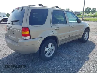 2007 Ford Escape Limited with VIN 1FMCU94187KB59285, listed as a IAAI auction lot 42773968 with 161,709 mi miles and . Bid and sale history available at DreamBid. Image 4.