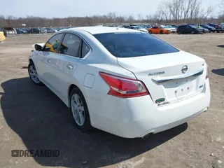 2013 Nissan Altima SV with VIN 1N4AL3APXDC163337, listed as a IAAI auction lot 41845665 with 153,546 mi miles and . Bid and sale history available at carsss.com. Image 3.