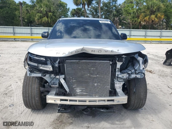 2024 Land Rover Range Rover SE with VIN SALKPBFU1RA253208, listed as a Copart auction lot 52238725 with 9,278 mi miles and Salvage Title. Bid and sale history available at carsss.com. Image 5.