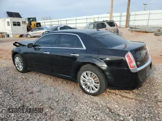 2014 Chrysler 300 C with VIN 2C3CCAKT3EH128712, listed as a Copart auction lot 47918235 with Not Provided miles and Salvage Title. Bid and sale history available at carsss.com. Image 2.