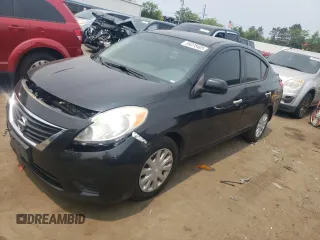2013 Nissan Versa SV with VIN 3N1CN7AP3DL879542, listed as a Copart auction lot 59378405 with 197,418 mi miles and Salvage title. Bid and sale history available at DreamBid. Image 1.