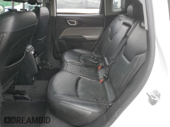 2022 Jeep Compass High Altitude z VIN 3C4NJDCB8NT232024, wystawiony jako Copart lot #46950985 z przebiegiem Nie podano mil oraz Szkoda całkowita • Salvage title. Historia ofert i sprzedaży dostępna na DreamBid. Obrazek 10.