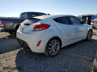 2013 Hyundai Veloster w/Gray Int with VIN KMHTC6AD6DU154098, listed as a Copart auction lot 77260374 with 159,049 mi miles and Non Repairable. Bid and sale history available at carsss.com. Image 3.