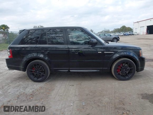 2013 Land Rover Range Rover Sport SC with VIN SALSH2E48DA802796, listed as a IAAI auction lot 41613187 with 104,024 mi miles. Bid and sale history available at carsss.com. Image 13.