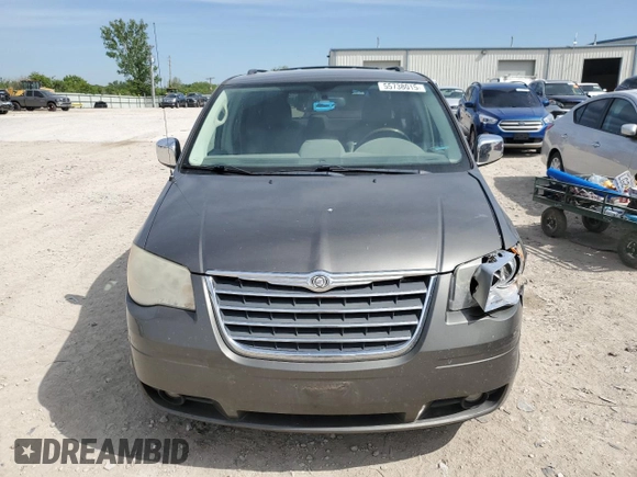 2010 Chrysler Town & Country Touring z VIN 2A4RR5D16AR415368, wystawiony jako Copart lot #55738015 z przebiegiem 127 871 mil mil oraz Szkoda całkowita • Salvage title. Historia ofert i sprzedaży dostępna na DreamBid. Obrazek 5.