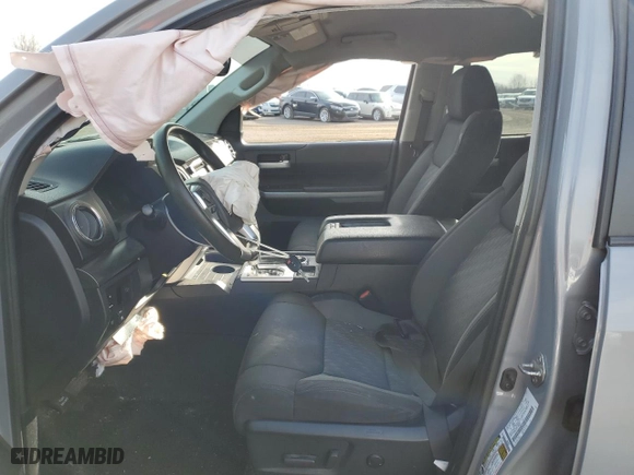 2018 Toyota Tundra 4WD SR5 with VIN 5TFDW5F14JX729463, listed as a Copart auction lot 49533295 with 136,657 mi miles and Salvage Title. Bid and sale history available at carsss.com. Image 7.