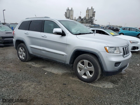 2011 Jeep Grand Cherokee Limited with VIN 1J4RR5GT1BC575570, listed as a Copart auction lot 51300435 with 140,197 mi miles and Clean Title. Bid and sale history available at carsss.com. Image 4.