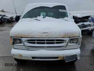 2000 Ford Econoline Cargo with VIN 1FTNS24LXYHB52543, listed as a Copart auction lot 82540754 with 355,188 mi miles and Clean Title. Bid and sale history available at DreamBid. Image 5.
