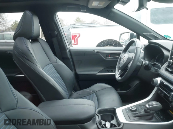 2021 Toyota RAV4 Hybrid XSE with VIN 4T3E6RFVXMU032368, listed as a IAAI auction lot 41358963 with 69,337 mi miles and . Bid and sale history available at DreamBid. Image 5.