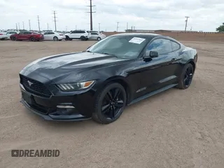 2015 Ford Mustang EcoBoost z VIN 1FA6P8TH9F5355840, wystawiony jako IAAI lot #42552910 z przebiegiem 96 422 mil mil oraz . Historia ofert i sprzedaży dostępna na DreamBid. Obrazek 2.
