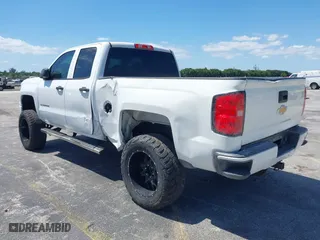 2015 Chevrolet Silverado 1500 LS with VIN 1GCRCPEC6FZ261955, listed as a IAAI auction lot 42051608 with 190,398 mi miles. Bid and sale history available at carsss.com. Image 3.