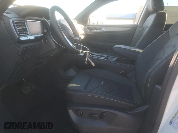 2024 Volkswagen Atlas SE with VIN 1V2DE2CA0RC244941, listed as a Copart auction lot 78818354 with 410 mi miles and Salvage title. Bid and sale history available at DreamBid. Image 7.