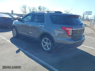 2013 Ford Explorer Limited with VIN 1FM5K8F81DGA23954, listed as a IAAI auction lot 41704185 with 185,936 mi miles. Bid and sale history available at carsss.com. Image 3.
