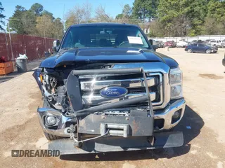 2015 Ford F-250 Lariat z VIN 1FT7W2BT2FEA96337, wystawiony jako IAAI lot #41844938 z przebiegiem 96 851 mil mil oraz . Historia ofert i sprzedaży dostępna na DreamBid. Obrazek 12.