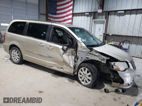 2013 Chrysler Town & Country Touring with VIN 2C4RC1BG3DR646854, listed as a Copart auction lot 51495465 with 172,912 mi miles and Salvage Title. Bid and sale history available at carsss.com. Image 4.