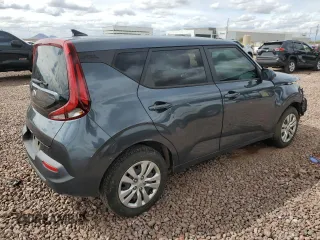 2020 Kia Soul LX with VIN KNDJ23AU5L7107980, listed as a Copart auction lot 49319285 with 50,547 mi miles and Salvage Title. Bid and sale history available at carsss.com. Image 3.