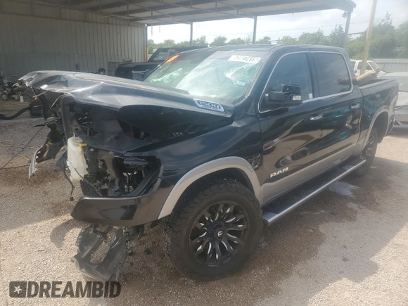 2019 Ram 1500 Laramie z VIN 1C6SRFJT8KN809379, wystawiony jako Copart lot #52827415 z przebiegiem Nie podano mil oraz Czysty tytuł • Clean title. Historia ofert i sprzedaży dostępna na DreamBid. Obrazek 1.